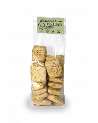 Oil biscuits with grains and seeds